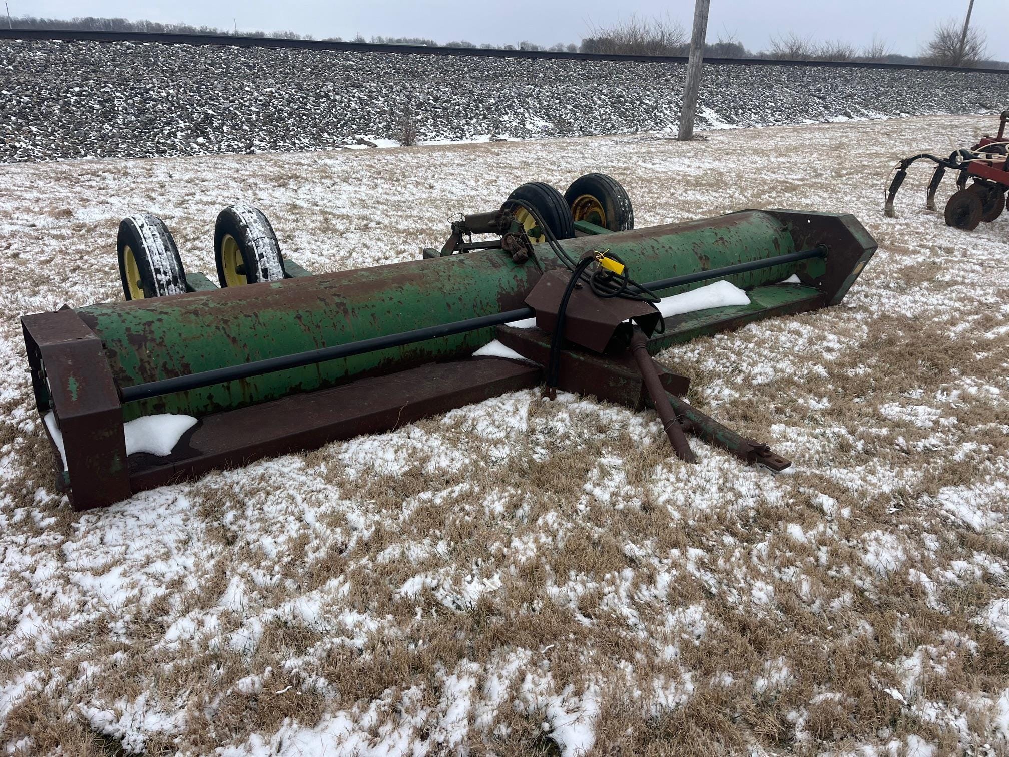 John Deere 27 Equipment Image0