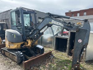 John Deere 27D Image