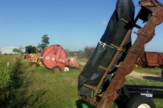 Image of John Deere 270 equipment image 4