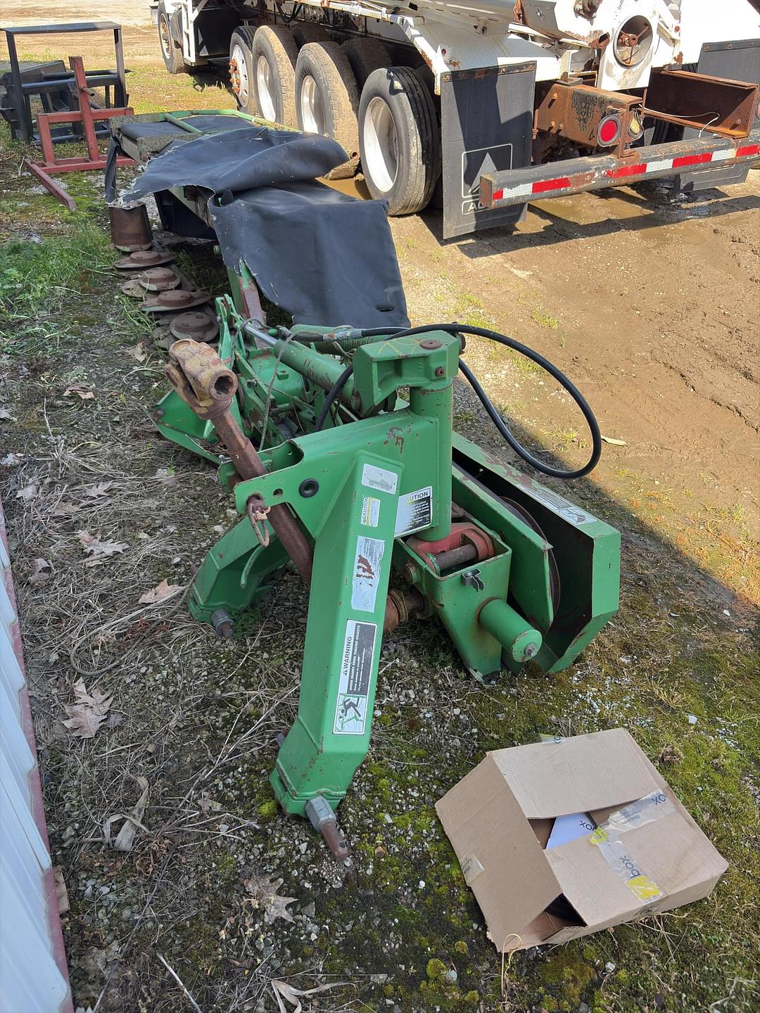 Image of John Deere 270 Primary image