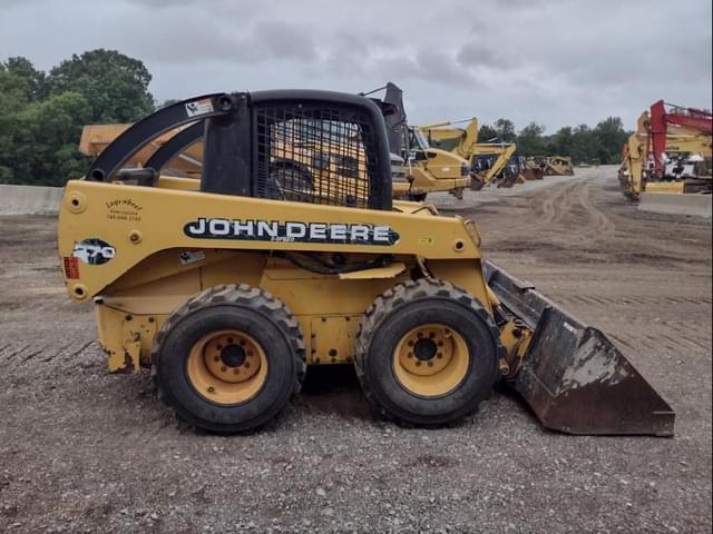 Image of John Deere 270 equipment image 2