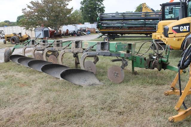 Image of John Deere 2700 equipment image 4