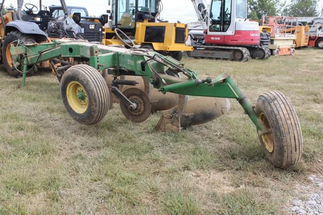 Image of John Deere 2700 equipment image 2