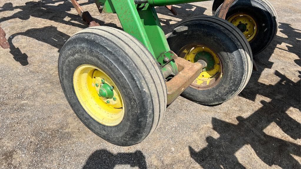 John Deere 2700 Tillage Disk Rippers for Sale Tractor Zoom
