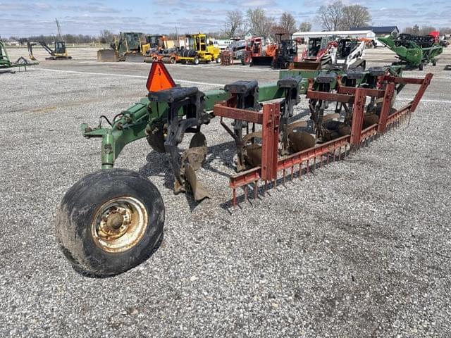 Image of John Deere 2700 equipment image 2