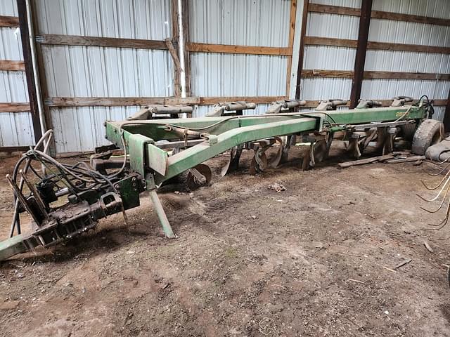 Image of John Deere 2800 equipment image 1