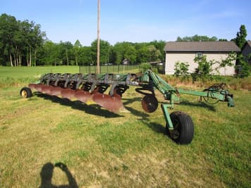 Main image John Deere 2700