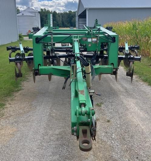 Image of John Deere 2700 equipment image 3