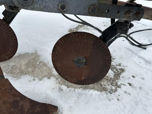 Image of John Deere 2700 equipment image 4