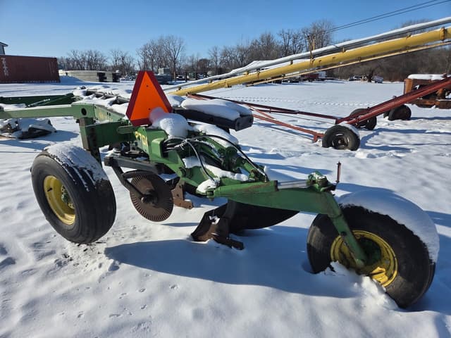 Image of John Deere 2700 equipment image 3