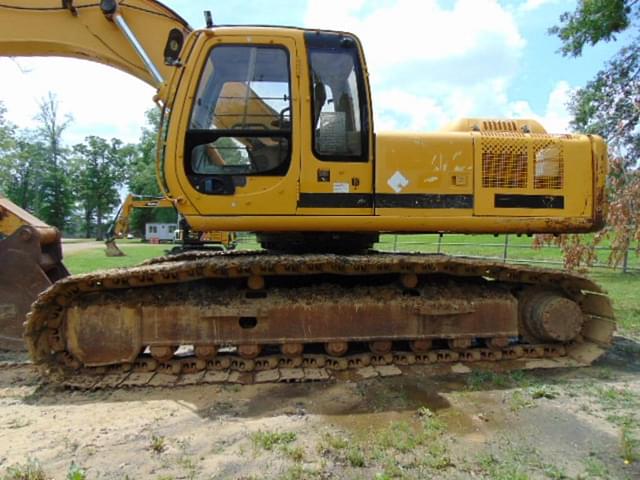 Image of John Deere 270LC equipment image 4