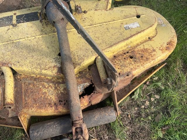Image of John Deere 272 equipment image 4