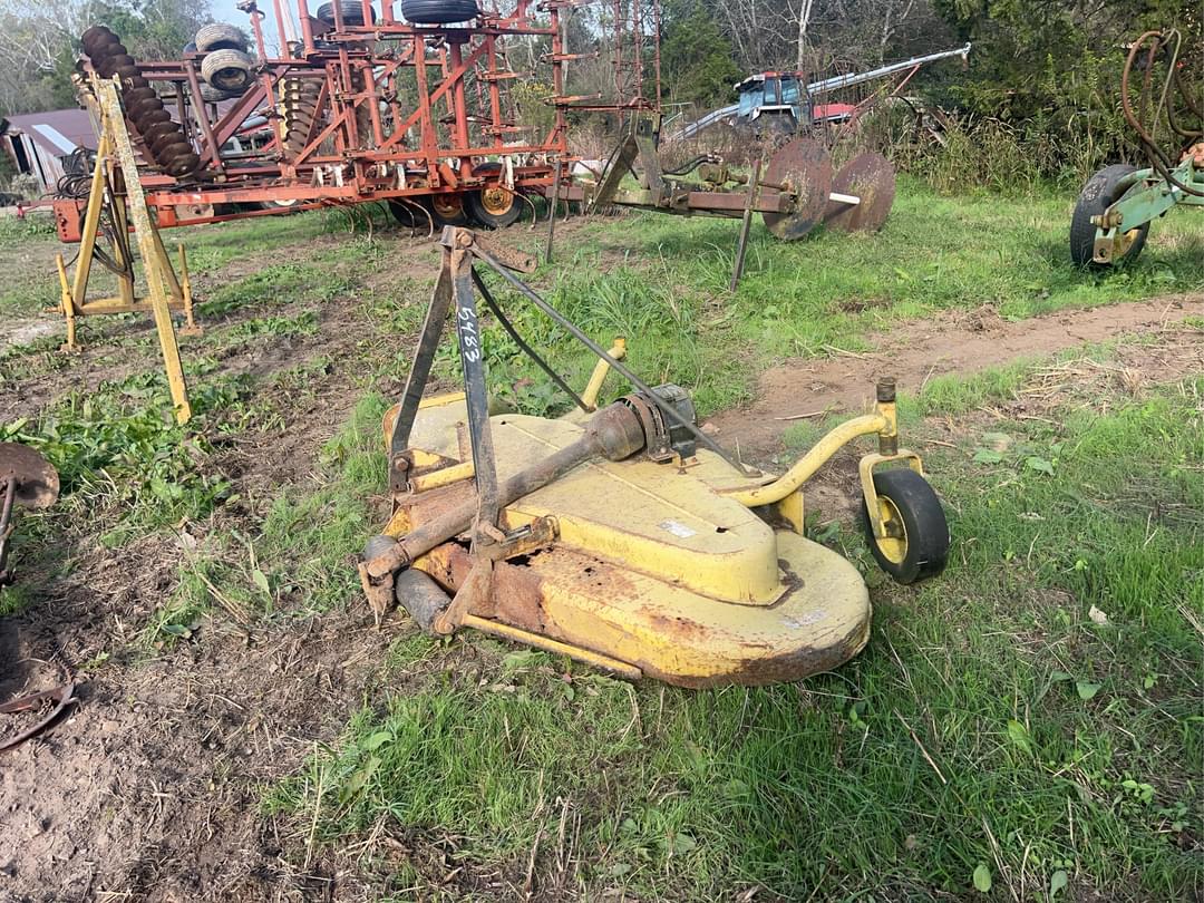 Image of John Deere 272 Primary image