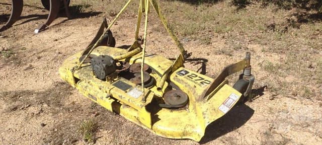 Image of John Deere 272 equipment image 2