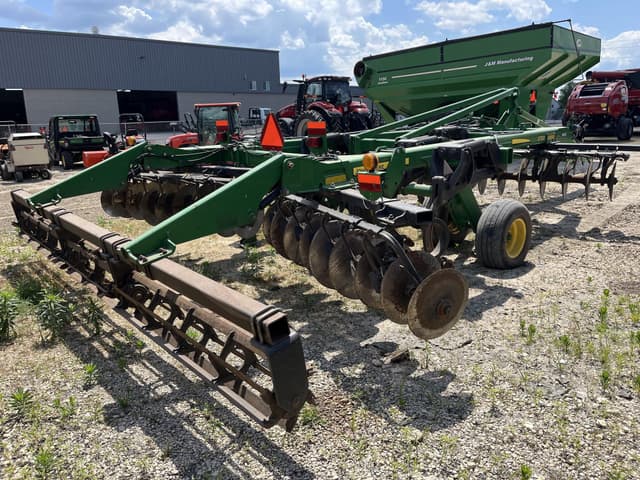 Image of John Deere 2720 equipment image 3