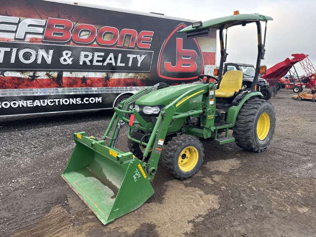 Image of John Deere 2720 Primary image