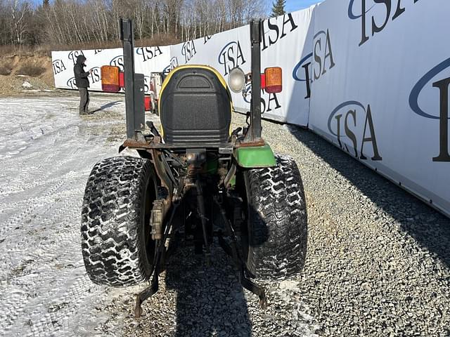 Image of John Deere 2720 equipment image 3