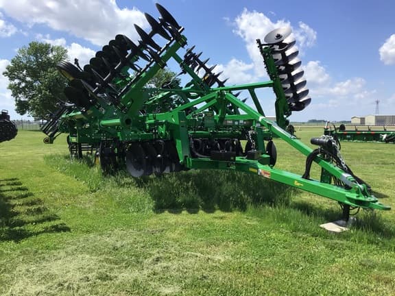 Image of John Deere 2730 equipment image 2