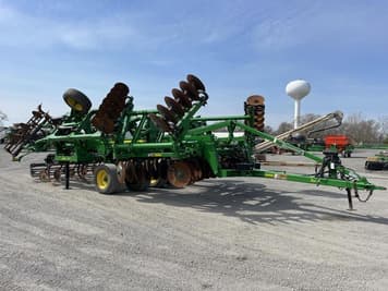 Main image John Deere 2730