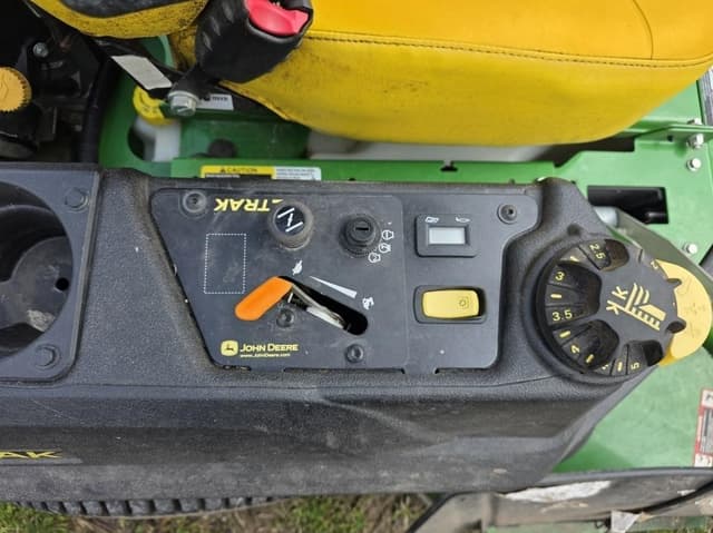 Image of John Deere Z730M equipment image 2