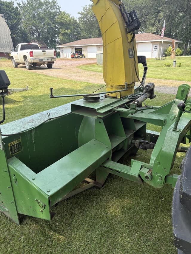 Image of John Deere 275 equipment image 2