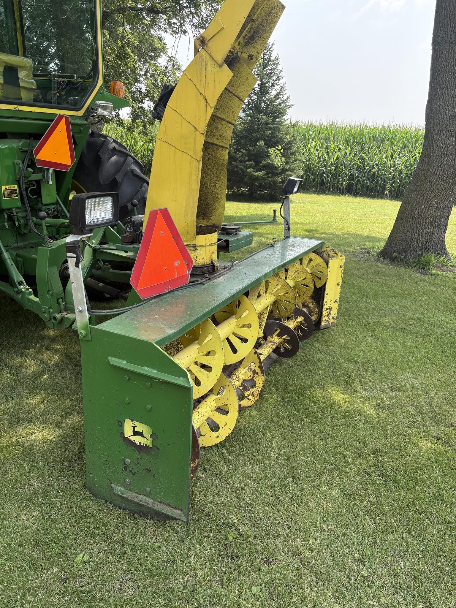 John Deere 275 Equipment Image0