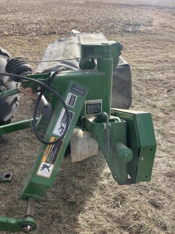 Image of John Deere 275 equipment image 1