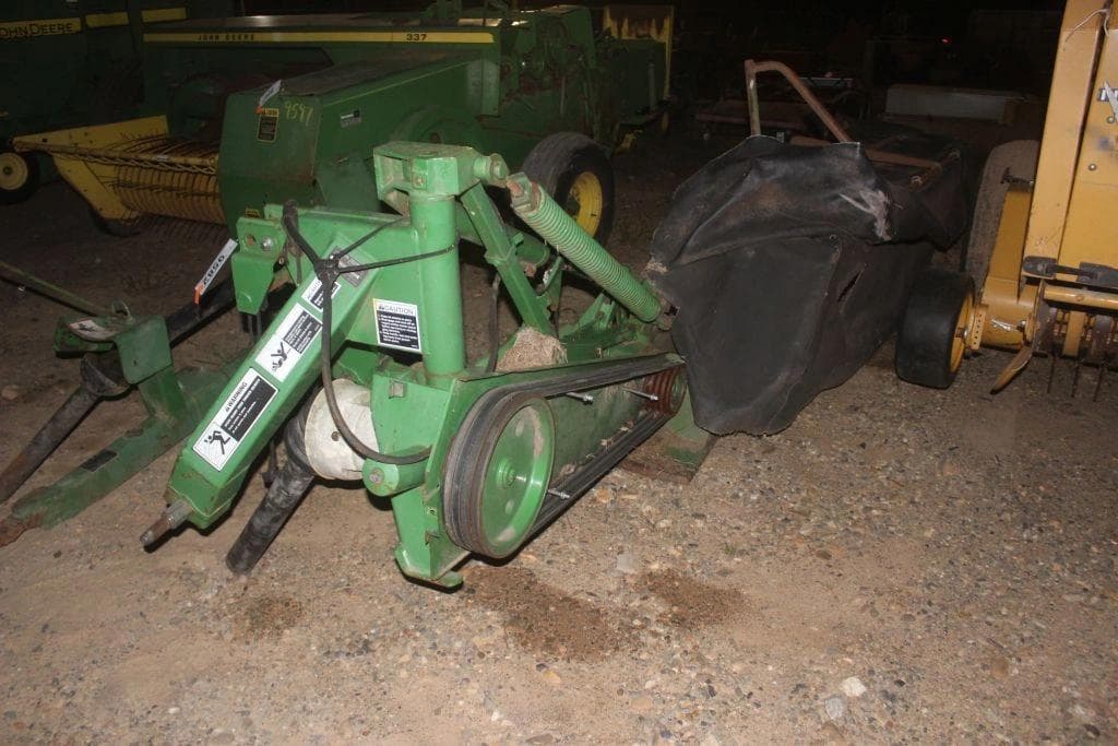Image of John Deere 275 Primary image