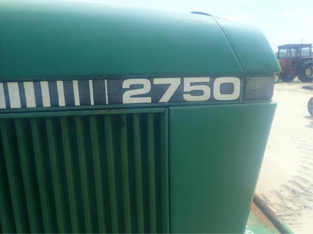 Image of John Deere 2750 equipment image 4