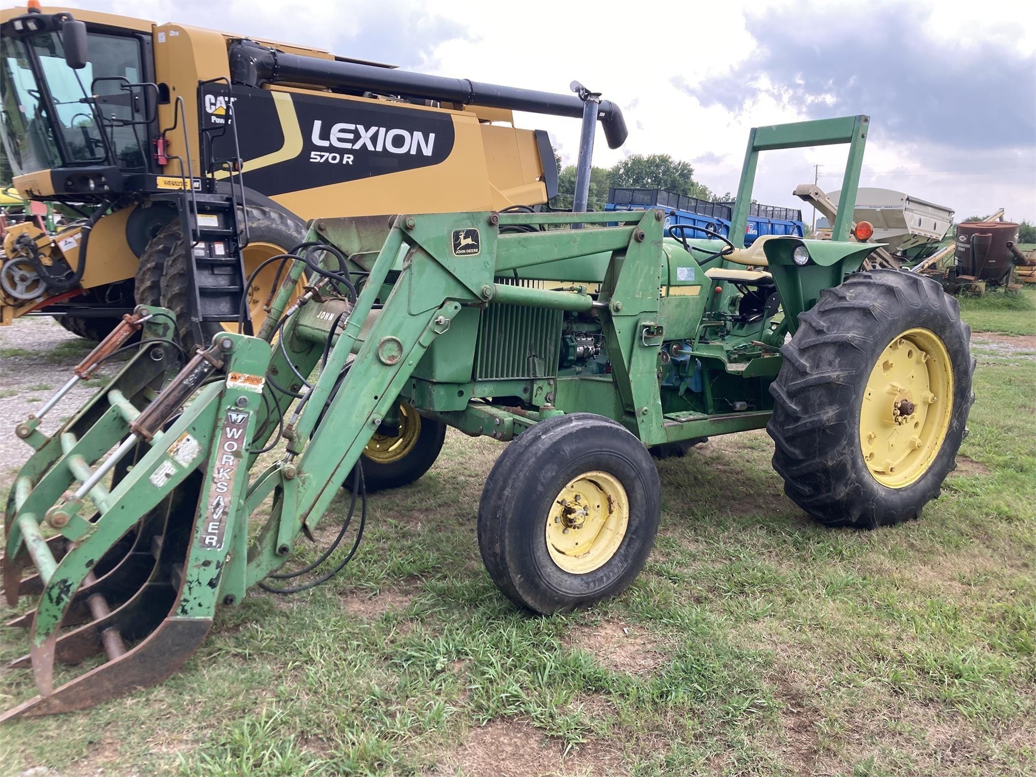 John Deere 2750 Equipment Image0