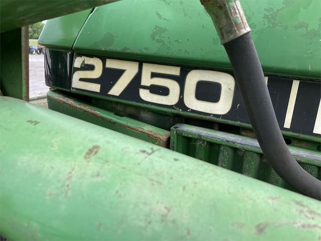 Image of John Deere 2750 equipment image 1