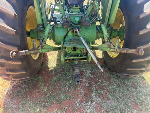 Image of John Deere 2750 equipment image 4