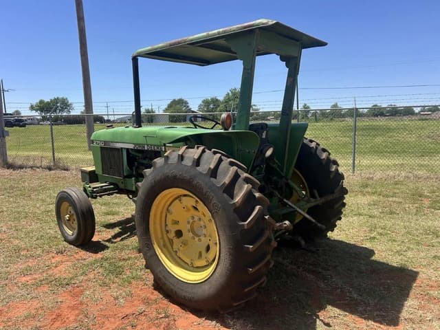 Image of John Deere 2750 equipment image 2