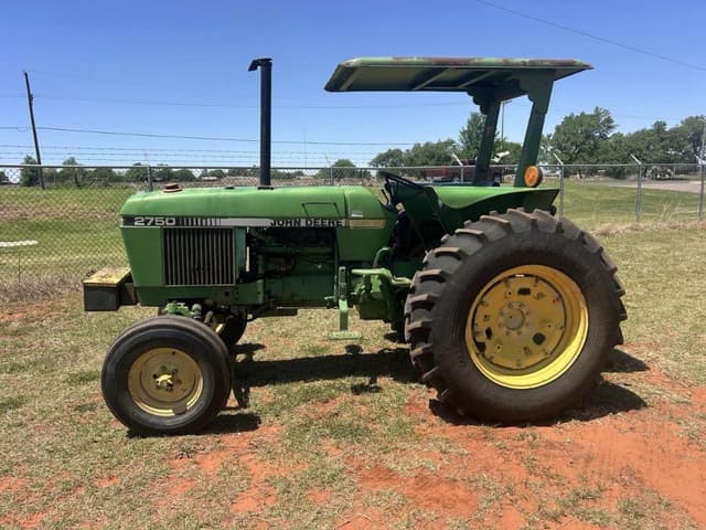 Image of John Deere 2750 equipment image 1