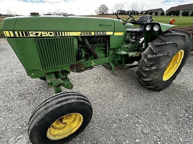 Image of John Deere 2750 equipment image 1