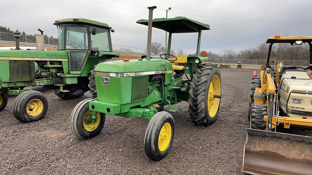 Image of John Deere 2750 Primary image