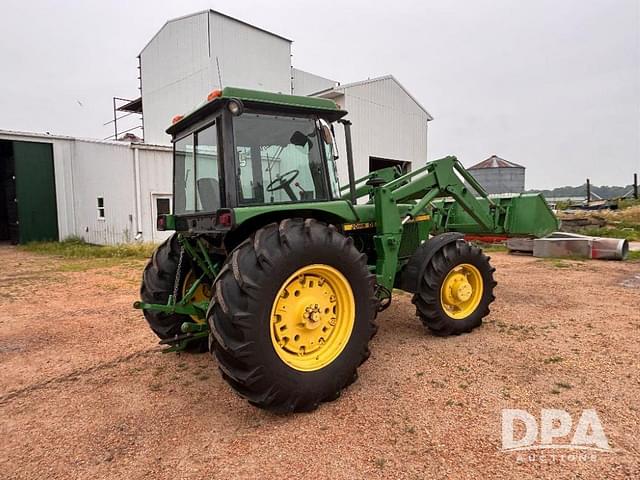 Image of John Deere 2750 equipment image 4