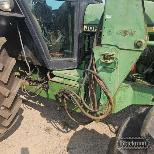 Image of John Deere 2750 equipment image 1