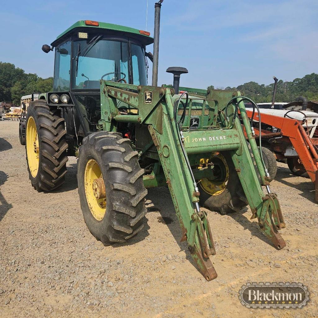 Image of John Deere 2750 Primary image