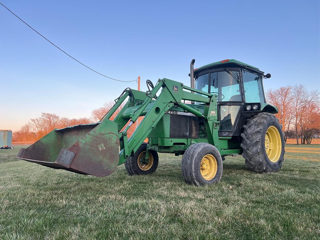 Image of John Deere 2755 Primary image