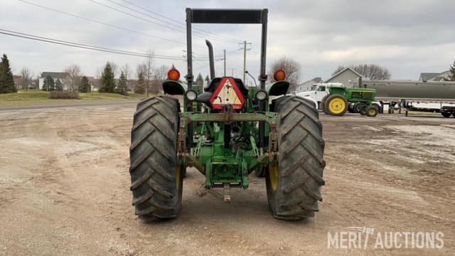 Image of John Deere 2755 equipment image 3