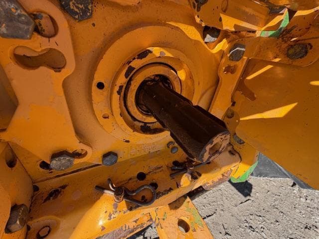 Image of John Deere 2755 equipment image 4