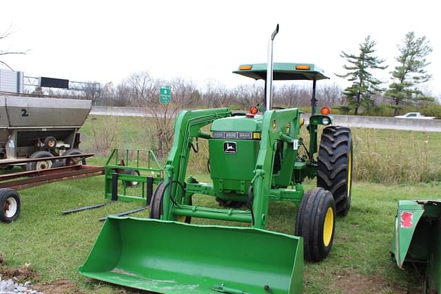 Image of John Deere 2755 equipment image 2