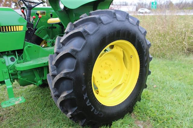 Image of John Deere 2755 equipment image 4