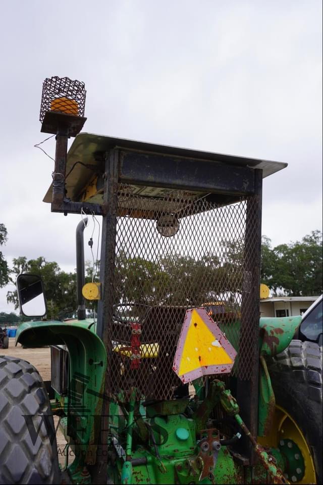 Image of John Deere 2755 equipment image 3