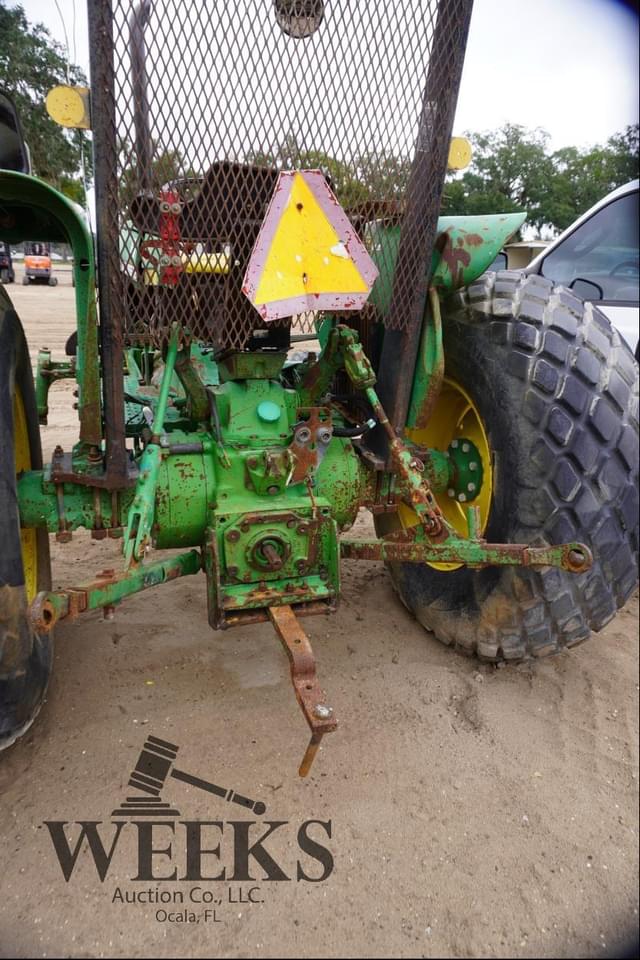 Image of John Deere 2755 equipment image 4