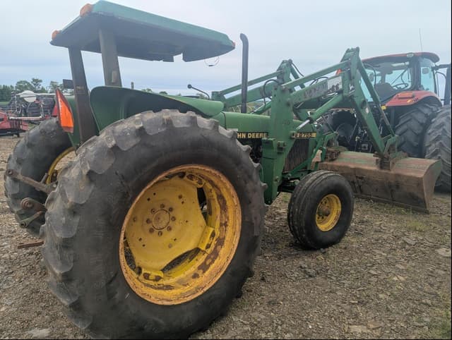 Image of John Deere 2755 equipment image 4