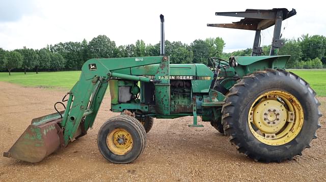 Image of John Deere 2755 equipment image 2