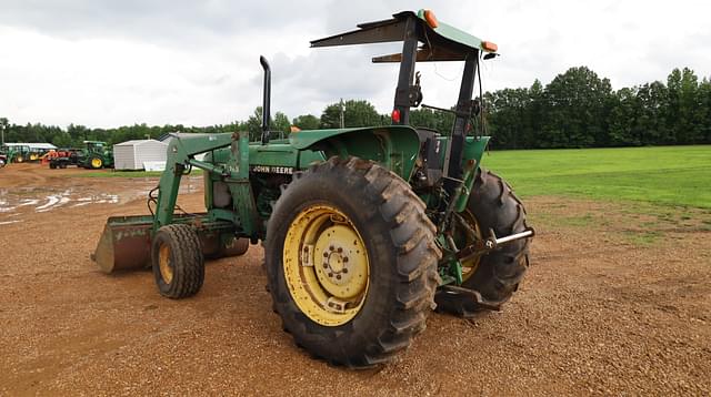 Image of John Deere 2755 equipment image 4