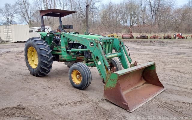 Image of John Deere 2755 equipment image 3